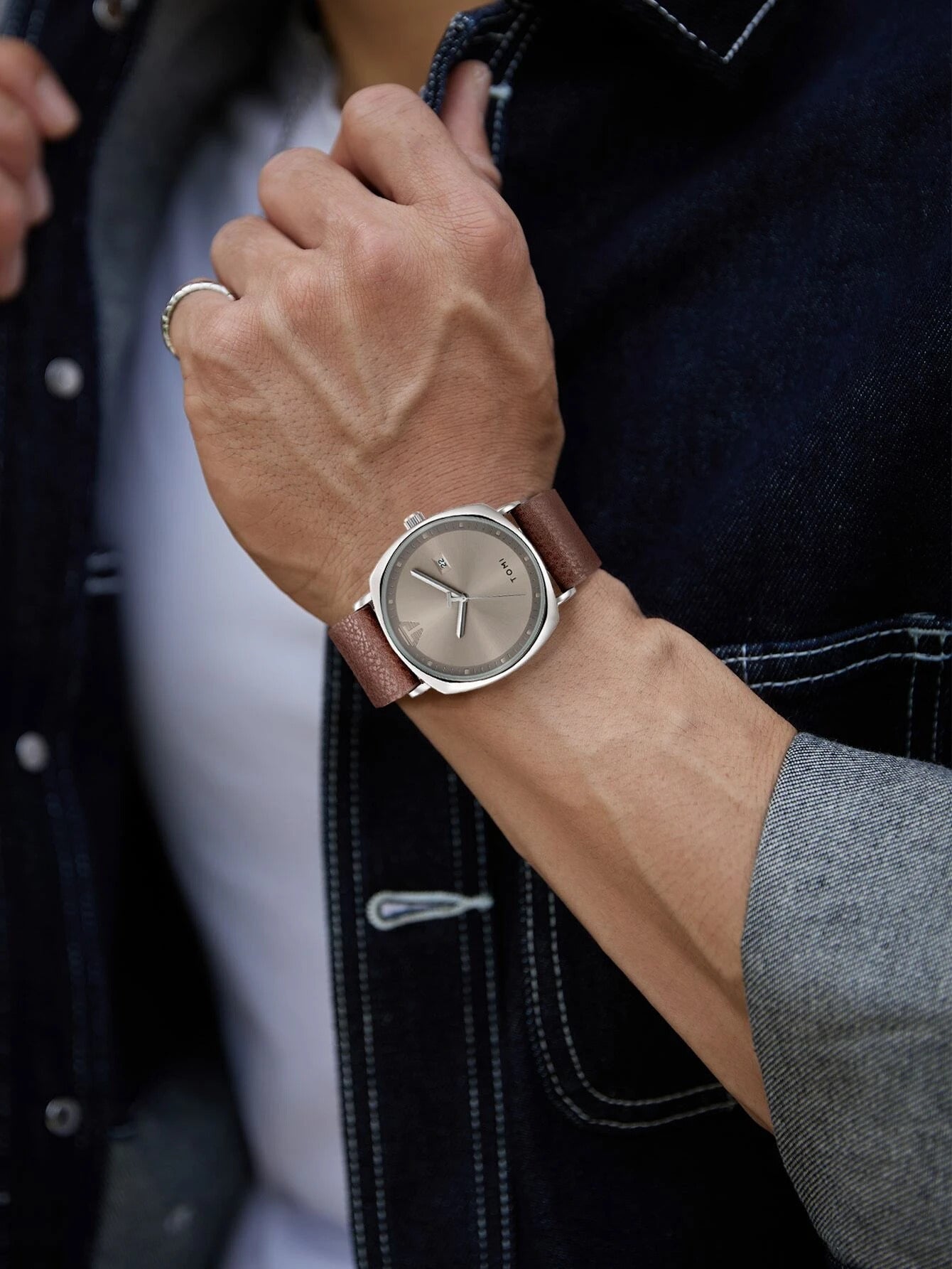 Luxury TOMl Classy AIpine Square Branded Watch ( Original )