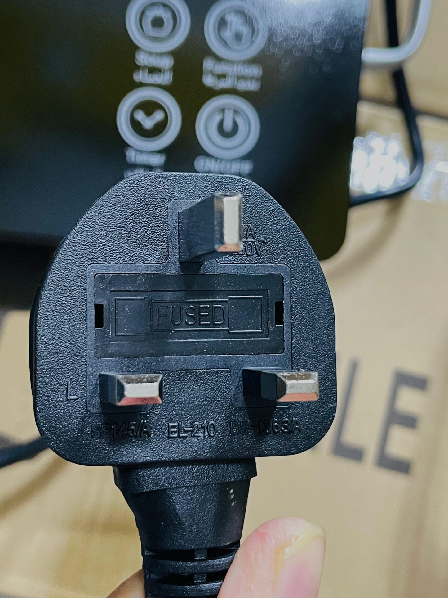 Silver Crest Electric Ceramic Hotplate | Adjustable Temperature Control | All Pots Compatible